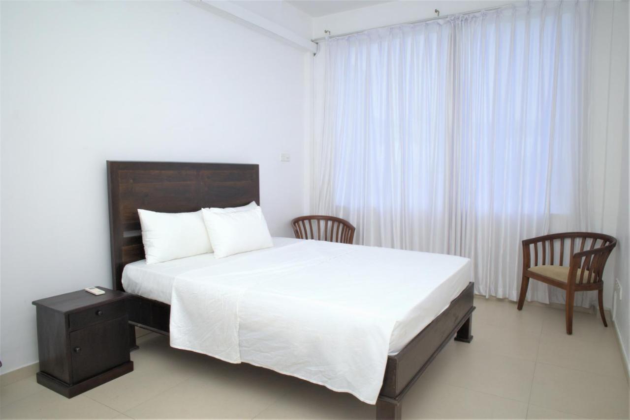 Dazzle Bay By Twenty Two Hotel Weligama Exterior photo