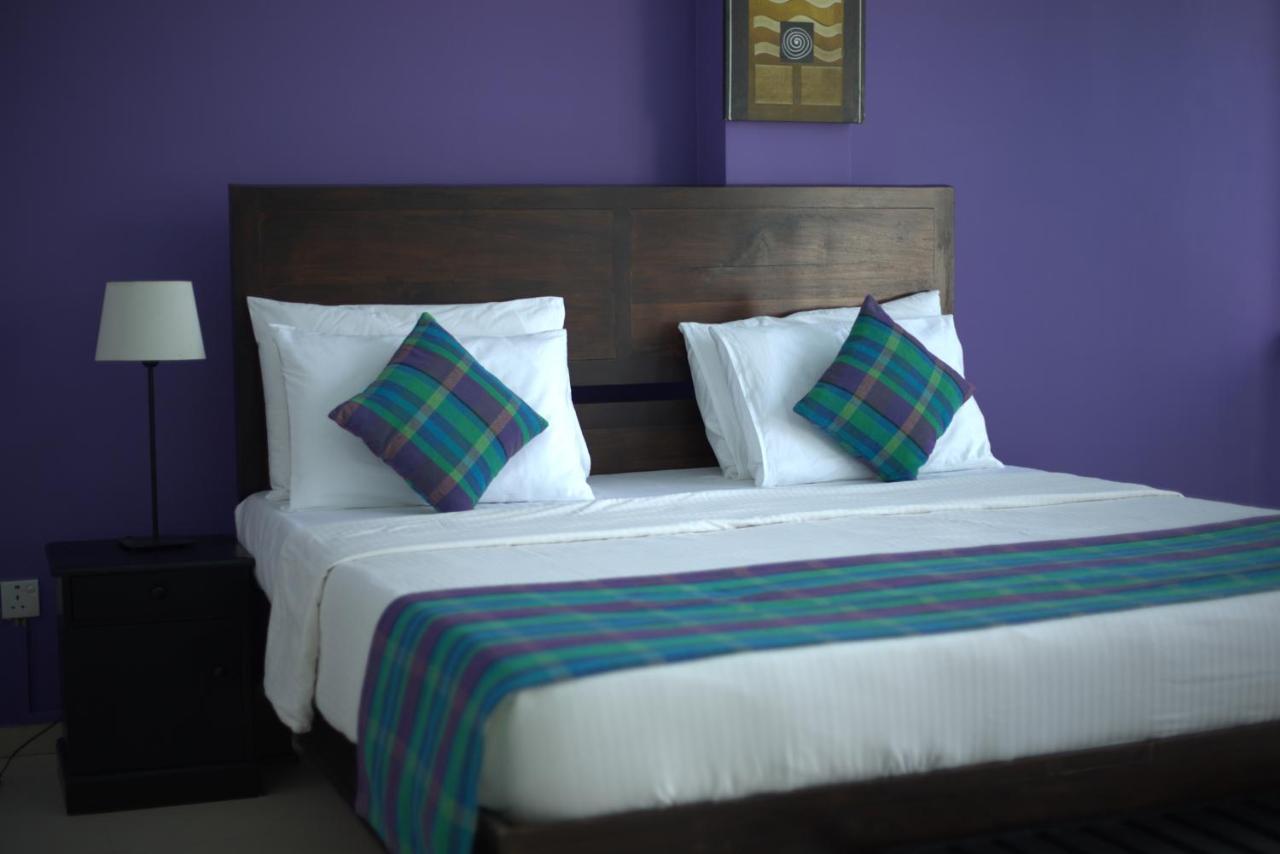 Dazzle Bay By Twenty Two Hotel Weligama Exterior photo