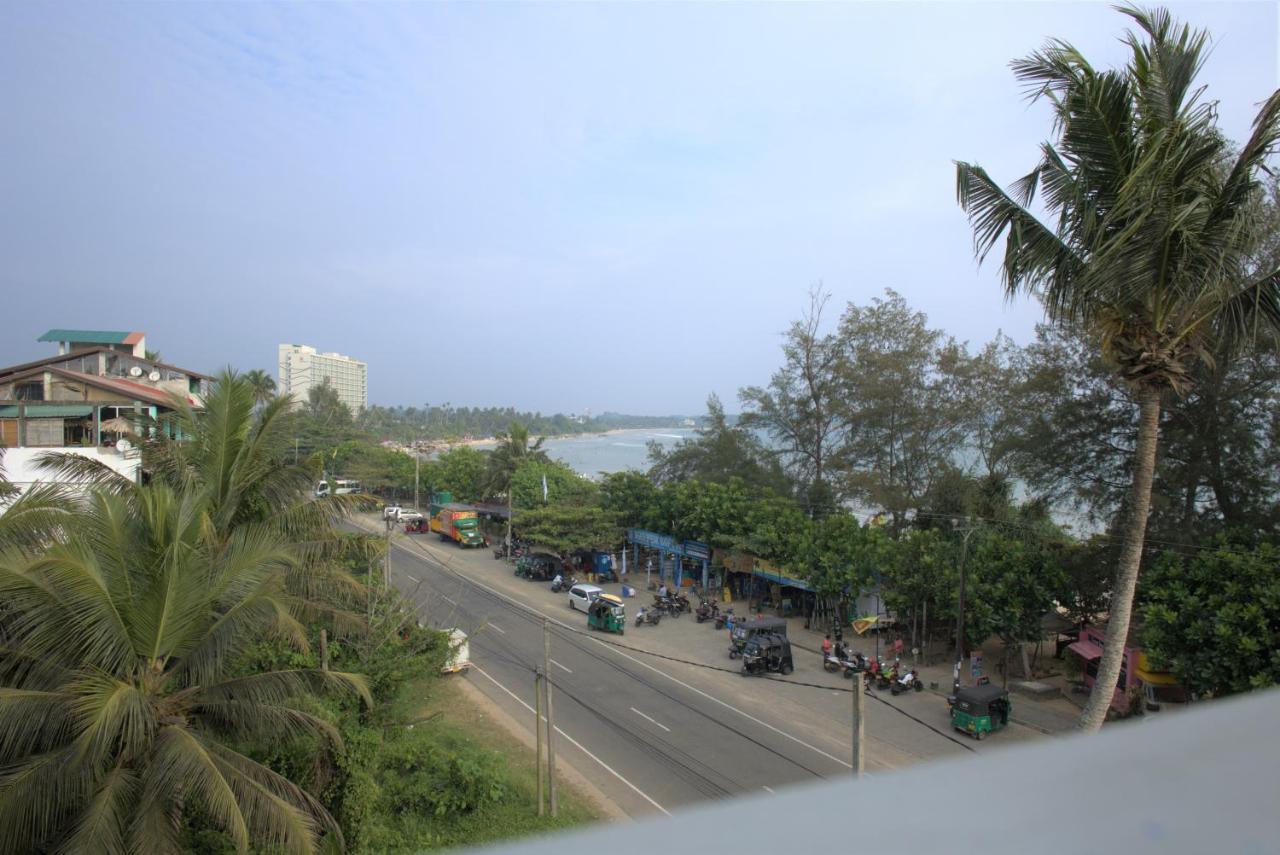 Dazzle Bay By Twenty Two Hotel Weligama Exterior photo